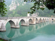 visegrad_bridge_by_klackalica.jpg